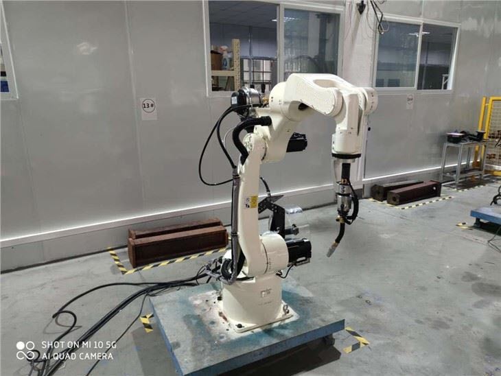 Robotic Welding Machine