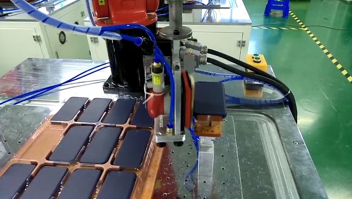 robotic-mobilephone-case-sanding-solution